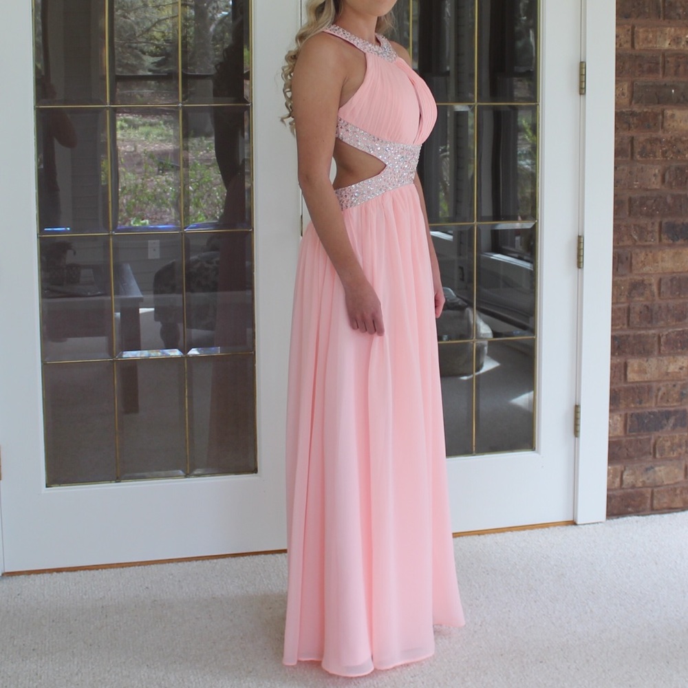 Stunning Halter Prom Dress in Peach Pink Chiffon